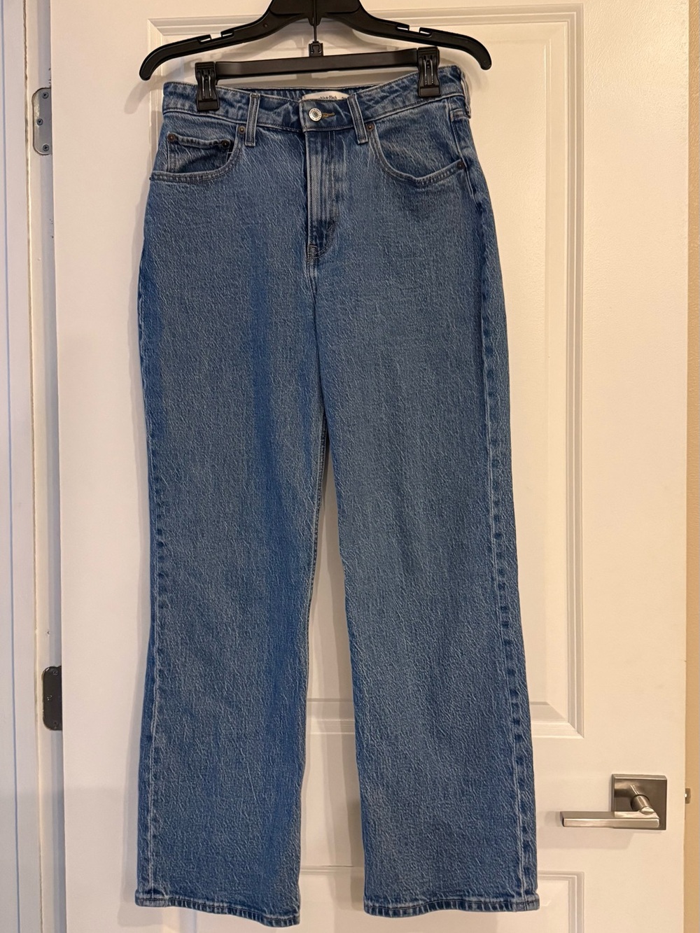 Abercrombie & Fitch Straight Leg Jeans - Medium Blue